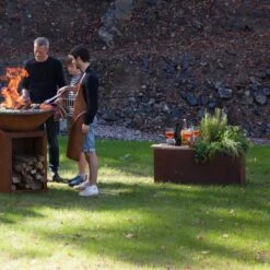 OFYR Herb Garden Bench Corten Sitzbank -Meister Grill Geschaft ofyr herb garden bench corten sitzbank 86a1fac7bcab9a44a688c993780ce188