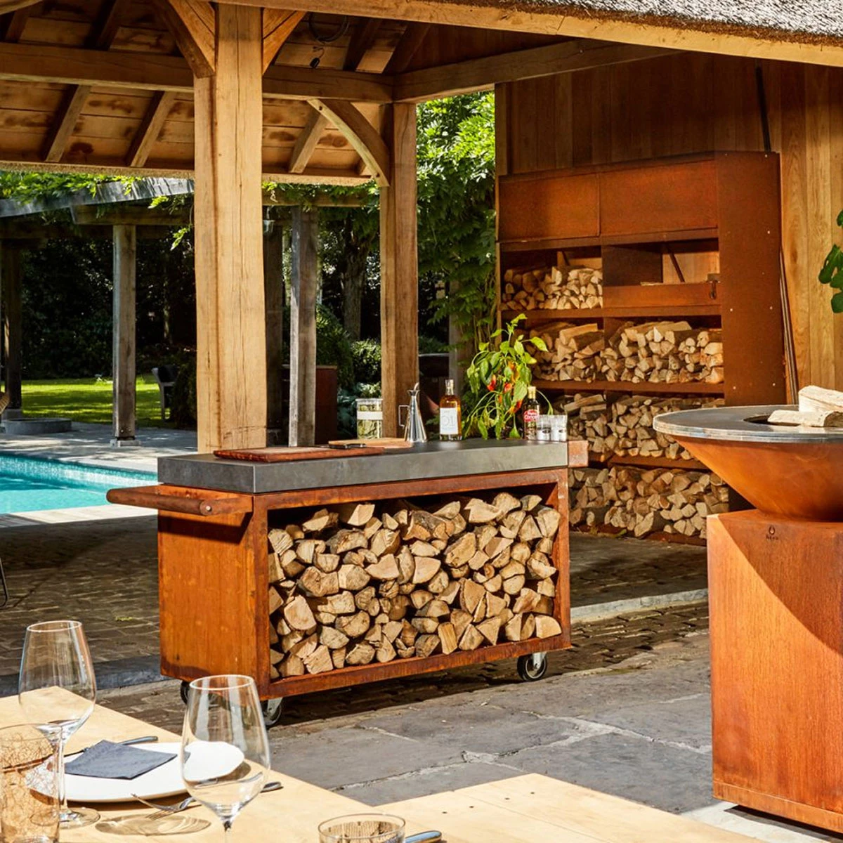 OFYR Mise En Place Table Corten 135 PRO Keramik Dunkelgrau 5 OFYR Mise En Place Table Corten 135 PRO Keramik Dunkelgrau – Bild 3