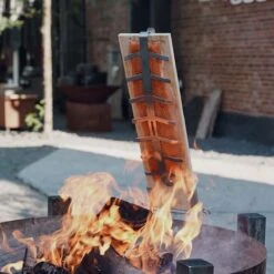 SANTOS Flammlachshalter Aus Edelstahl Inkl. Flammlachsbrett Aus Zedernholz -Meister Grill Geschaft santos flammlachshalter aus edelstahl inkl flammlachsbrett aus zedernholz 637a631db5195864a509b66aed0fe7f3